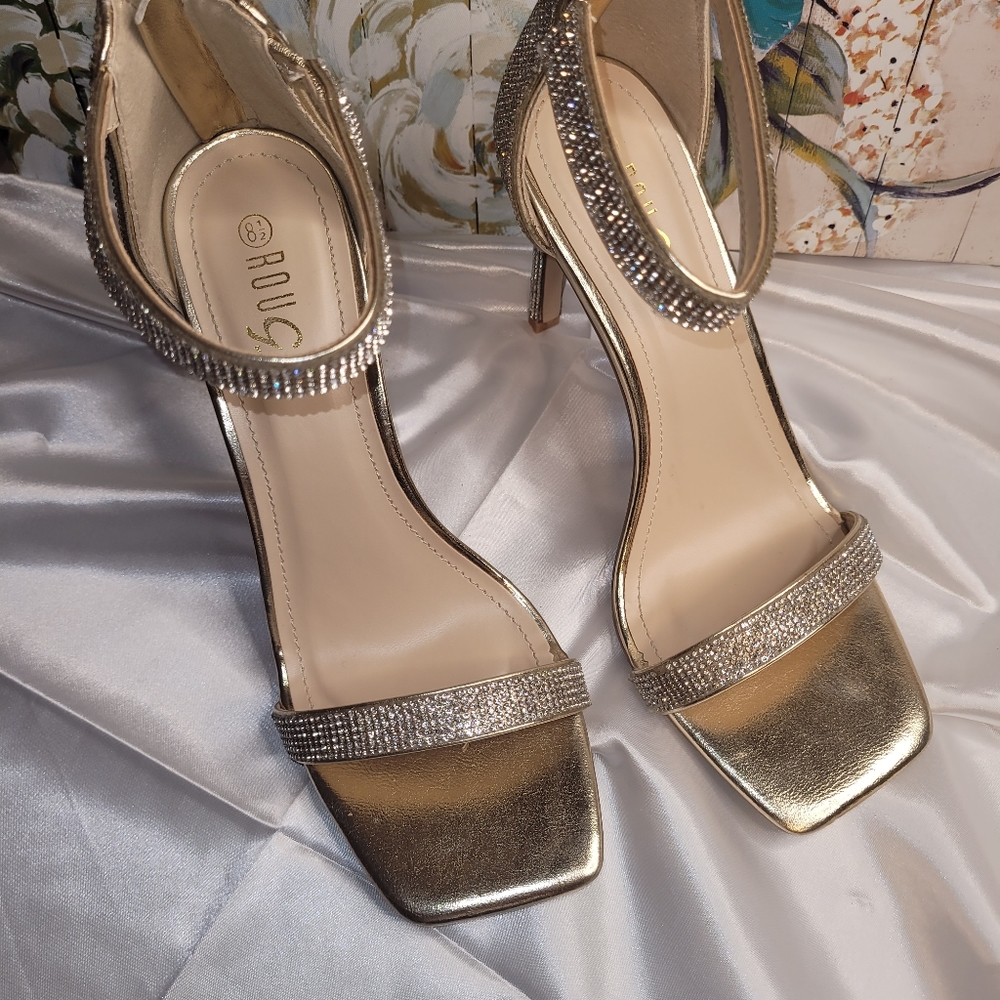 Lady heels - Picture 3 of 4